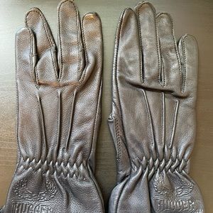 Hugger black leather gloves